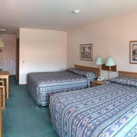 Mini Golden Inns Motel Hungry Horse 外观 照片